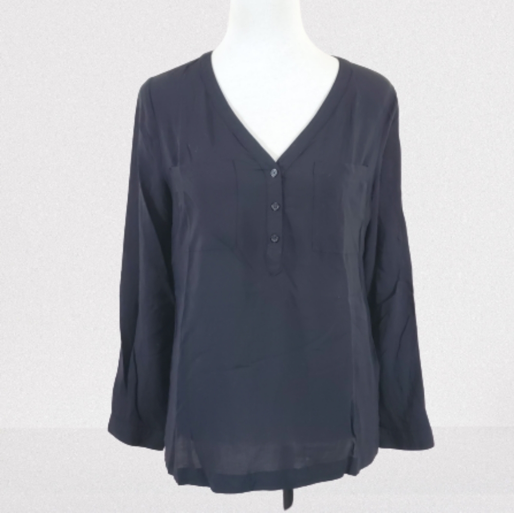 Old Navy Women's long sleeve lightweight black rayon top size medium
